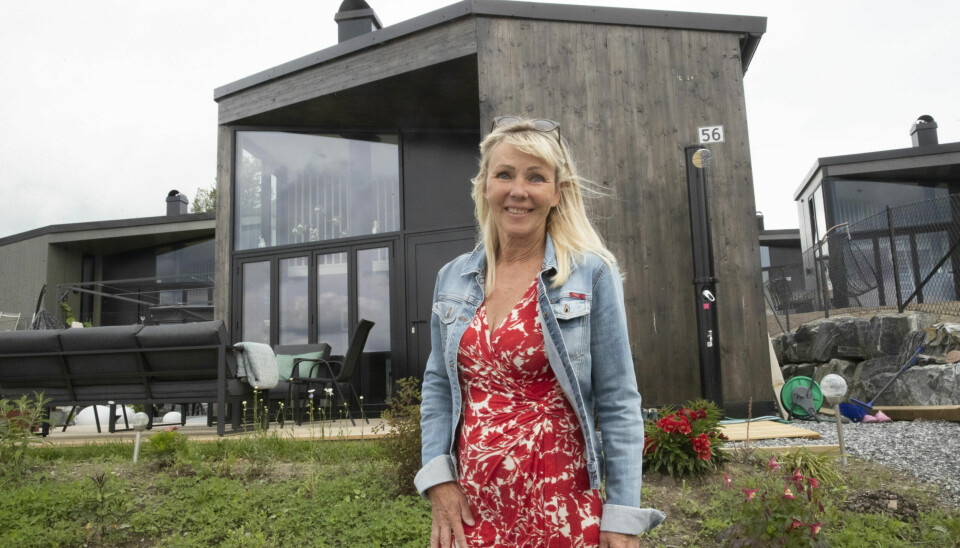 HYTTEEIER: Nina Gislebergs hytte på Nes Strandhager i Oppaker stod ferdig i mars i fjor. Siden har hun vært der så ofte hun kan.Foto: Berit Roald / NTB