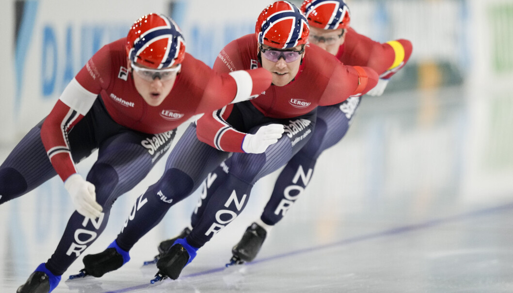 Bjørn Magnussen, Henrik Fagerli Rukke og Håvard Holmefjord Lorentzen tok EM-sølv på lagsprinten i Heerenveen. Foto: Peter Dejong / AP / NTB Bjørn Magnussen, Henrik Fagerli Rukke og Håvard Holmefjord Lorentzen tok EM-sølv på lagsprinten i Heerenveen. Foto: Peter Dejong / AP / NTB