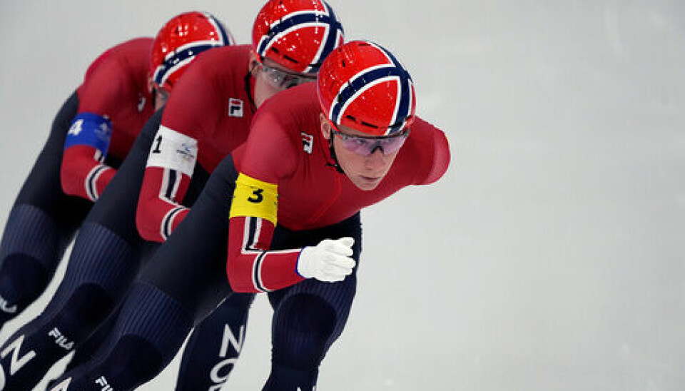 Peder Kongshaug, Hallgeir Engebraaten og Sverre Lunde Pedersen gikk inn til gull i lagtempo. Foto: Ashley Landis / AP / NTB