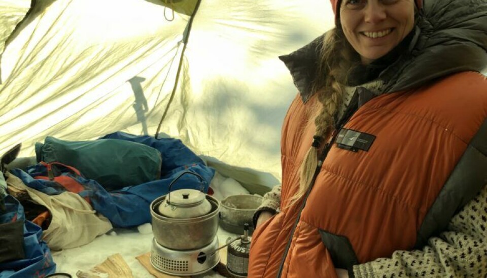 HYGGE I TELTET: Kos og hygge er alfa og omega på turen, mener generalsekretæren i Norges Speiderforbund. Foto: Hege Schultz Heireng HYGGE I TELTET: Kos og hygge er alfa og omega på turen, mener generalsekretæren i Norges Speiderforbund. Foto: Hege Schultz Heireng