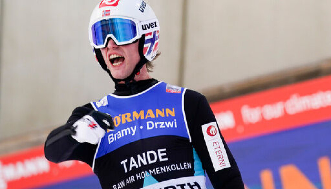 Daniel-André Tande tok en emosjonell seier i Holmenkollen sist helg. Han er likevel nervøs foran comebacket i skiflygingsbakken i Vikersund. Foto: Terje Bendiksby / NTB Daniel-André Tande tok en emosjonell seier i Holmenkollen sist helg. Han er likevel nervøs foran comebacket i skiflygingsbakken i Vikersund. Foto: Terje Bendiksby / NTB