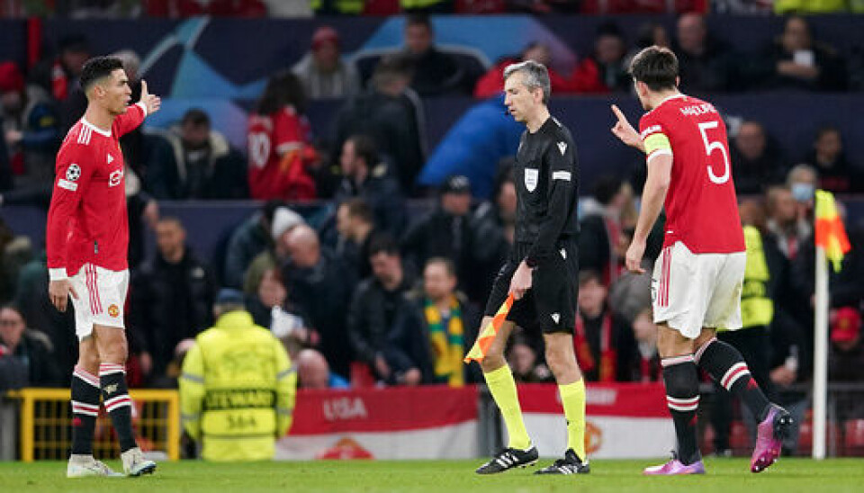 Manchester Uniteds mest prominente spillere sliter med å holde hodet kaldt, mener lokalavisen Manchester Evening News. Foto: Dave Thompson / AP / NTB