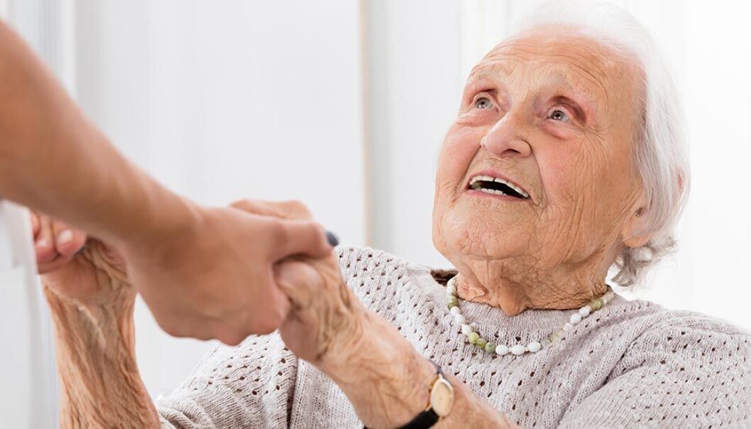 En gjennomsnittlig 80-åring har mistet over 30 prosent av muskelmassen han hadde som ung. Dersom man ikke trener for å motvirke tap av muskelmasse, starter muskelsvinnet allerede i 30-årsalderen. Foto: Shutterstock/NTB En gjennomsnittlig 80-åring har mistet over 30 prosent av muskelmassen han hadde som ung. Dersom man ikke trener for å motvirke tap av muskelmasse, starter muskelsvinnet allerede i 30-årsalderen. Foto: Shutterstock/NTB