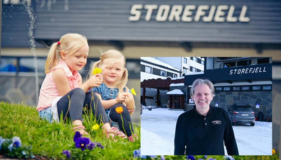 Familier og turister ønskes velkommen til Storefjell i sommer til normale priser. Lars Nibstad skjønner at folk skremmes av de skyhøye hotellprisene i de store byene, men han presiserer at det ikke er slik på landet. Familier og turister ønskes velkommen til Storefjell i sommer til normale priser. Lars Nibstad skjønner at folk skremmes av de skyhøye hotellprisene i de store byene, men han presiserer at det ikke er slik på landet.