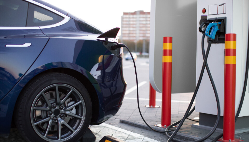 El bilens batteri lades og lades. Men hva skjer med batteriet når bilen skrotes? El bilens batteri lades og lades. Men hva skjer med batteriet når bilen skrotes?