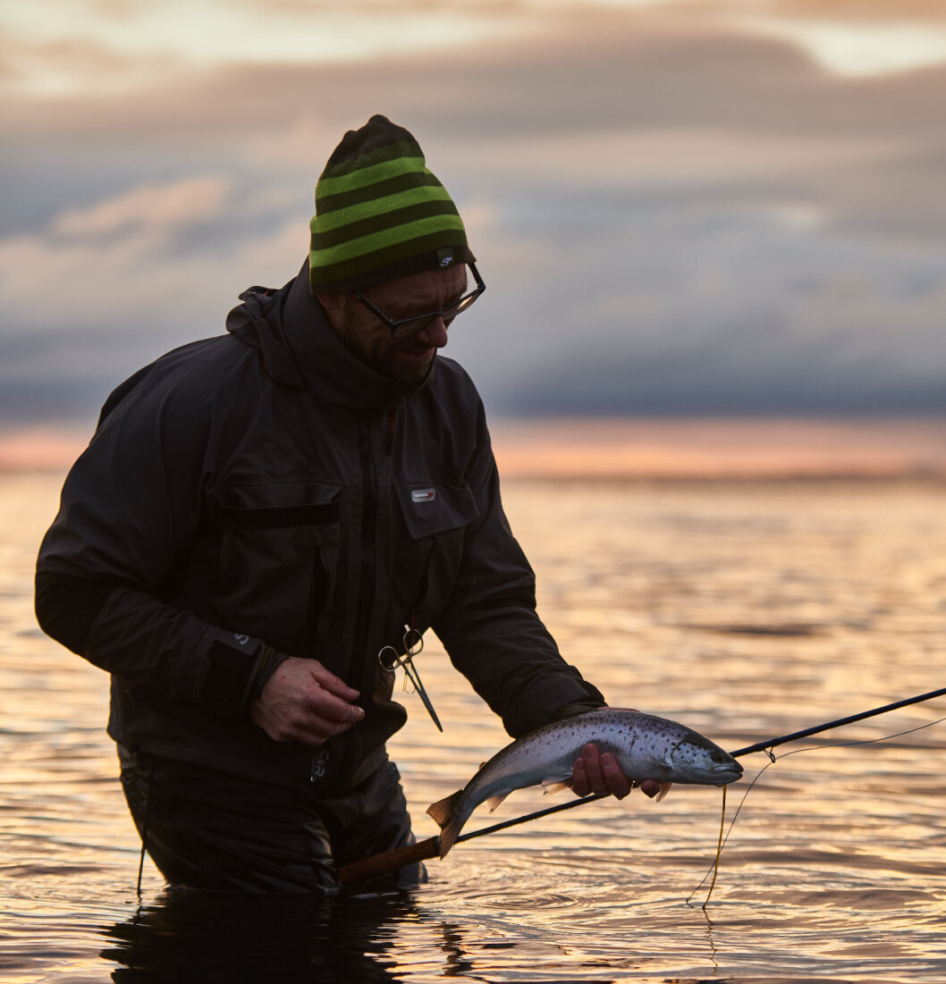 Gleden av å fiske gir verdi til livet. Her er Mathias med nydelig matfisk. Gleden av å fiske gir verdi til livet. Her er Mathias med nydelig matfisk.