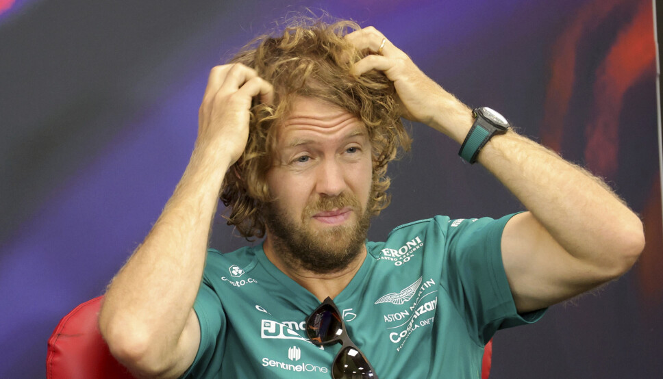 Sebastian Vettel er knallhard i kritikken av egen organisasjon. Sebastian Vettel er knallhard i kritikken av egen organisasjon.