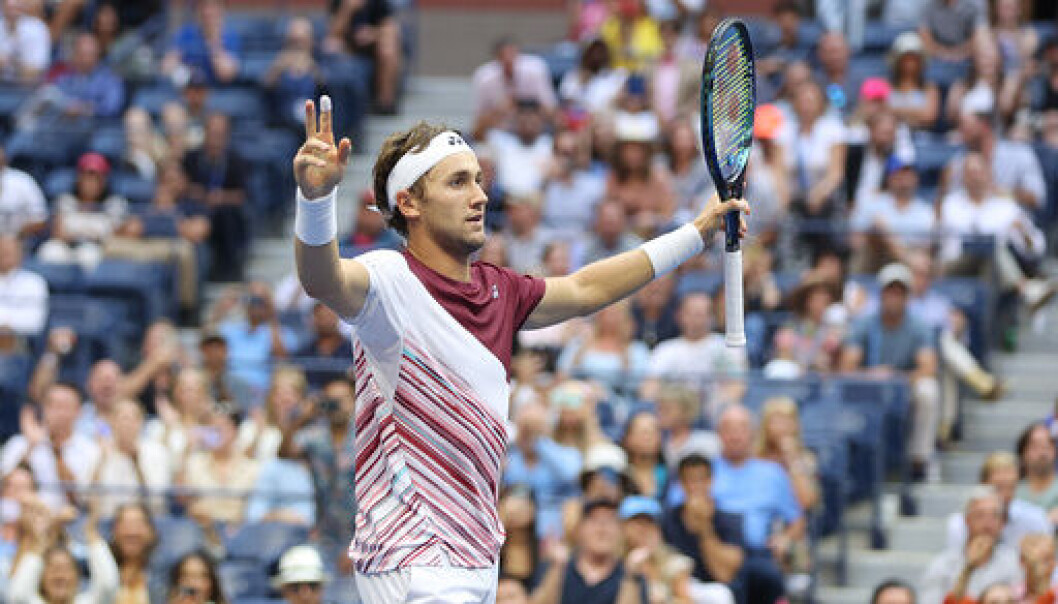 Casper Ruud er sikret store pengepremier med finaleplassen i US Open. Casper Ruud er sikret store pengepremier med finaleplassen i US Open.